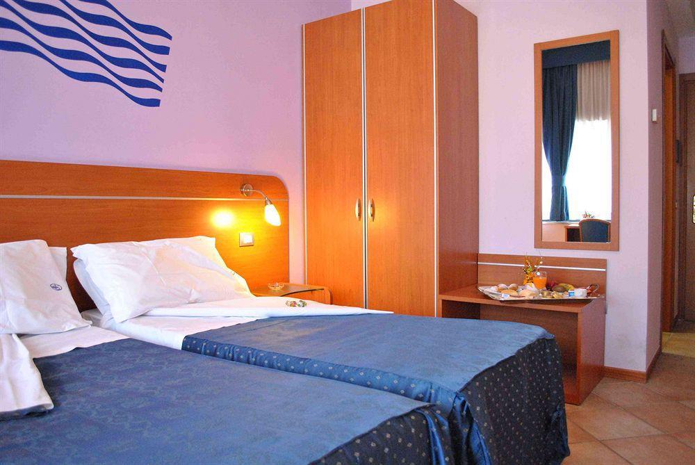 Millennium Gold Hotel Naples Luaran gambar