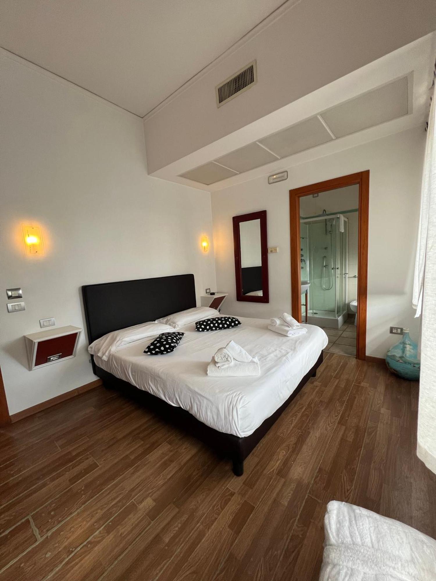 Millennium Gold Hotel Naples Luaran gambar