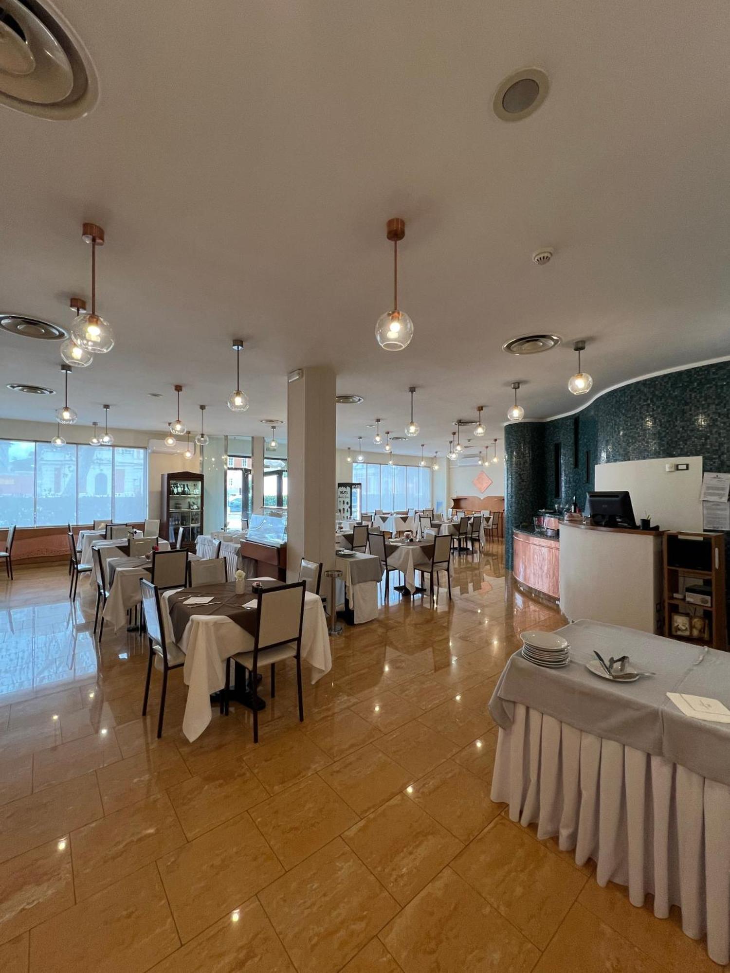 Millennium Gold Hotel Naples Luaran gambar
