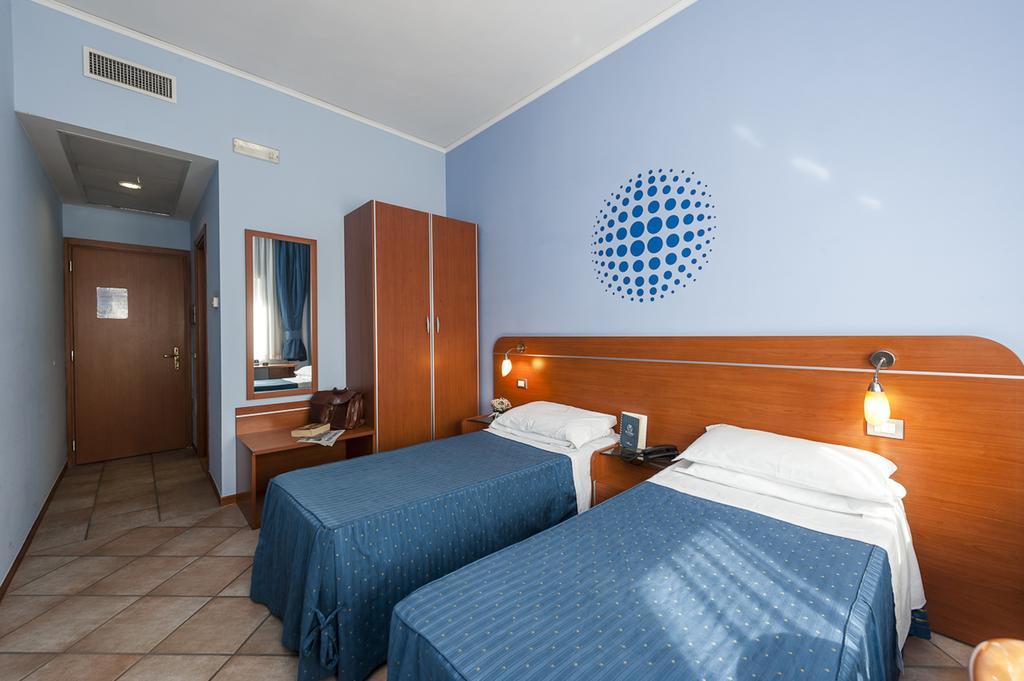 Millennium Gold Hotel Naples Luaran gambar