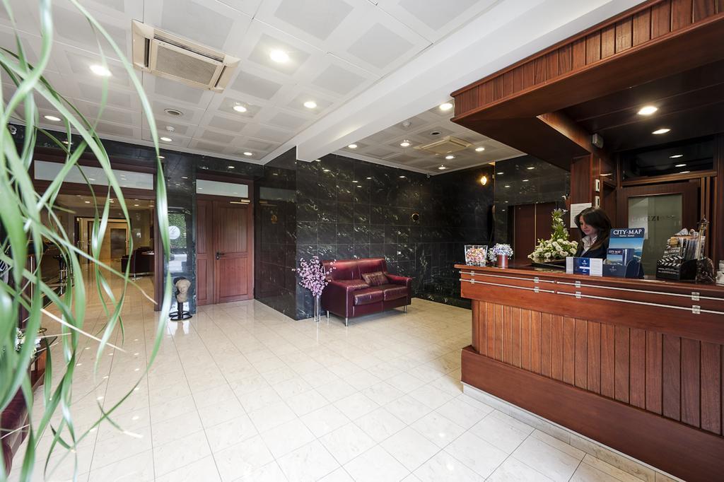 Millennium Gold Hotel Naples Luaran gambar