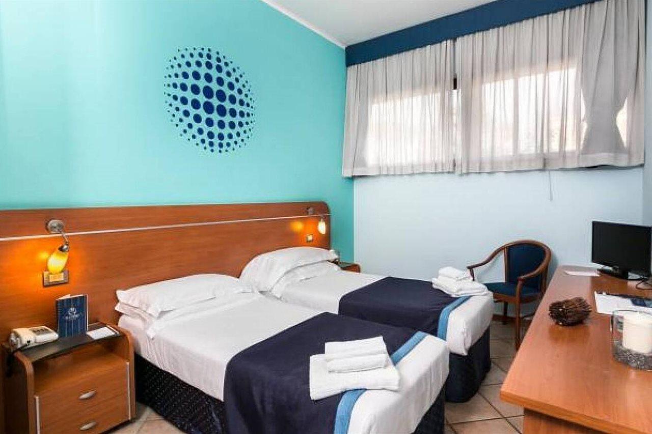 Millennium Gold Hotel Naples Luaran gambar